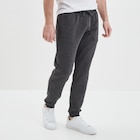 Pantalon jogging droit molleton gris foncé homme - La Halle Pantalon jogging droit molleton gris foncé homme à 15,99 € dans le catalogue La Halle