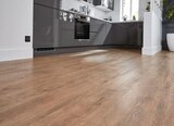 Promo Lame PVC clipsable, effet bois naturel vieilli, L. 121,3 x l. 17,6 cm x ép. 6,5 mm, Tarkett Starfloor Ultimate à 34,99 € dans le catalogue Castorama à Paris