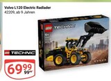 Volvo L120 Electric Radlader Angebote von LEGO bei GLOBUS Hürth für 69,99 €