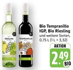 EDEKA - Bio Riesling Angebot im Prospekt Bio Riesling bei EDEKA im Prospekt "" für 2,49 €