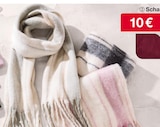 Schal bei Woolworth im Hofgeismar Prospekt für 10,00 €