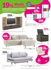 Fernseher im mömax Prospekt in Dingolfing Aktueller mömax Prospekt mit Fernseher, "19%MwSt. geschenkt auf viele Möbel", Seite 4