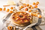 Supermarchés Match Cambrai - Promo Tarte abricot frangipane Préparé par nos Pros Promo Tarte abricot frangipane Préparé par nos Pros à 10,95 € dans le catalogue Supermarchés Match à Cambrai