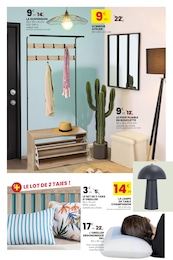 Offre Luminaire dans le catalogue Stokomani du moment à la page 9