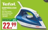 Dampfbügeleisen FV1711 Angebote von Tefal bei Marktkauf Münster für 22,99 €