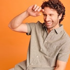 Chemise manches courtes lin mélangé vert kaki homme à 22,99 € dans le catalogue La Halle