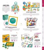Promos Sophie La Girafe dans le catalogue "JEUX & JOUETS SÉLECTION NOËL 2026" de Fnac Sophie La Girafe en promo dans le catalogue Fnac à la page 9