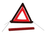 Triangle de présignalisation homologué à 3,90 € dans le catalogue Carter-Cash