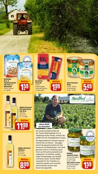 Pizza im REWE Prospekt "Dein Markt" mit 28 Seiten (Würzburg)