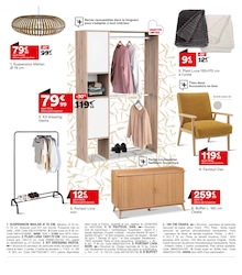 Offre Plaid dans le catalogue But du moment à la page 27