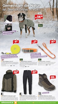 Schuhe im Raiffeisenmarkt Prospekt "Komfort und Genuss für deine Lieblinge!" mit 8 Seiten (Koblenz)