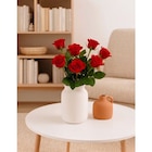 Bouquet de 7 roses premium rouges - CARREFOUR en promo chez Carrefour Bouquet de 7 roses premium rouges - CARREFOUR dans le catalogue Carrefour