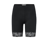 Radlershorts mit Spitzenborte, schwarz bei Tchibo im Supermarkt im Prospekt "" für 8,99 €
