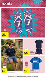 Promos Chaussures dans le catalogue "LE MOIS DES SUPPORTERS" de Carrefour Market Chaussures en promo dans le catalogue Carrefour Market à la page 14