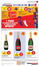 Champagne en promo dans le catalogue Intermarché Hyper à la page 33
