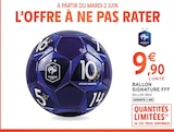 Ballon signature FFF dans le catalogue Intermarché Express