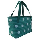 Sac isotherme bleu à pois - CARREFOUR HOME - Carrefour à Versailles Sac isotherme bleu à pois - CARREFOUR HOME en promo chez Carrefour Versailles à 9,99 €