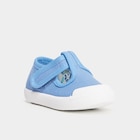 Chaussures salomé en toile à scratchs bleu bébé garçon - La Halle à Noisy-le-Sec Chaussures salomé en toile à scratchs bleu bébé garçon en promo chez La Halle Noisy-le-Sec à 6,99 €