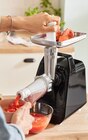 Kitchen tools hachoir à viande électrique avec broyeur de tomates - SILVERCREST en promo chez Lidl Villiers-sur-Marne à 29,99 €