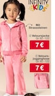 Velours-Jogginghose im Angebot bei Woolworth in Meerbusch Velours-Jogginghose Angebote bei Woolworth Meerbusch für 7,00 €