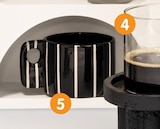 Mug noir motif rayures - B&M Mug noir motif rayures à 3,48 € dans le catalogue B&M