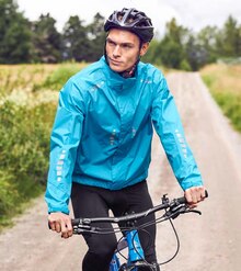 Rad-Regenjacke bei ALDI Nord in Stade Rad-Regenjacke im Angebot bei ALDI Nord Stade für 14,99 €