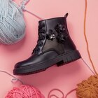 Promo Boots à lacets noir fille à 25,19 € dans le catalogue La Halle à Brignoles
