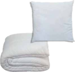 Kit couette 300gr 140×200cm en promo chez Maxi Bazar Villemomble à 19,99 €