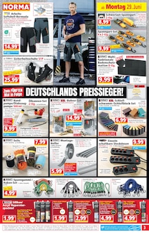 Arbeitsschuhe im Norma Prospekt "Mehr fürs Geld" mit 19 Seiten (München)