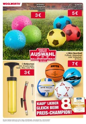 Softball Angebote im Prospekt "Aktuelle Angebote" von Woolworth Softball Angebote im Prospekt "Aktuelle Angebote" von Woolworth auf Seite 82