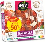 Pizza Jambon Cru Mozzarella Mix - Pizza de Gusto - Intermarché Super à Grenoble Pizza Jambon Cru Mozzarella Mix - Pizza de Gusto en promo chez Intermarché Super Grenoble à 6,99 €