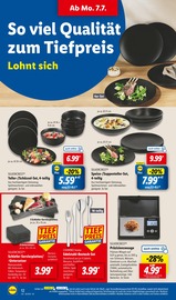Kaffeeautomat im Lidl Prospekt in Lemgo Aktueller Lidl Prospekt mit Kaffeeautomat, "LIDL LOHNT SICH", Seite 18