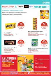 Promos Cacahuètes Enrobées De Chocolat dans le catalogue "GILLES, 100 ANS, ET 100 % BIO" de Monoprix à la page 31