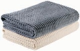 HAGTORN Fleecedecke im JYSK Prospekt HAGTORN Fleecedecke von im aktuellen JYSK Prospekt für 9,00 €
