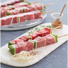 Assortiment 3 brochettes de porc et 3 brochettes de boeuf CARREFOUR Le Marché en promo chez Carrefour Market Assortiment 3 brochettes de porc et 3 brochettes de boeuf CARREFOUR Le Marché dans le catalogue Carrefour Market