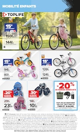 Promos Disney dans le catalogue "L'UNIVERS DU SPORT ET DES LOISIRS !" de Carrefour Disney en promo dans le catalogue Carrefour à la page 17