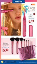 Maquillage Angebote im Prospekt "Coup d'envoi sur les promos !" von Lidl Maquillage Angebote im Prospekt "Coup d'envoi sur les promos !" von Lidl auf Seite 74