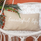 Coussin déco à 9,99 € dans le catalogue B&M