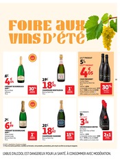 Promos Vin dans le catalogue "LA FÊTE DE MAMAN" de Auchan Hypermarché Vin en promo dans le catalogue Auchan Hypermarché à la page 15