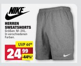Herren Sweatshorts Angebote von Nike bei E center Darmstadt für 24,99 €