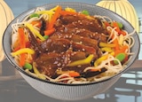Canard laqué, légumes et nouilles chinoises dans le catalogue Intermarché
