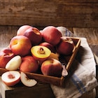 Pêche ou nectarine jaune à Super U dans Beaucroissant Pêche ou nectarine jaune à Super U dans Beaucroissant