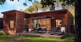 Freilaufende Rehe, Baumhäuser und die Schönheit der Vienne-Landschaft von Le Bois aux Daims im aktuellen Center Parcs Prospekt für 346,00 €