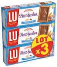 Promo Biscuits Chocolat au Lait Petit Ecolier à 2,15 € dans le catalogue Super U à Lanmeur