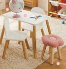 Table et 2 chaises enfant - Hyper U à Vannes Table et 2 chaises enfant en promo chez Hyper U Vannes à 7,49 €