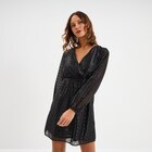 Robe taille élastiquée et paillettes noir femme - La Halle à Le Havre Robe taille élastiquée et paillettes noir femme en promo chez La Halle Le Havre à 20,99 €