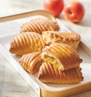 Chaussons aux pommes pur beurre en promo à 2,95 € chez Intermarché Super Chaussons aux pommes pur beurre dans le catalogue Intermarché Super