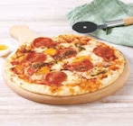 Pizza chorizo poivron ou 4 fromages ou tomates mozzarella ou coppa gorgonzola en promo chez U Express Versailles à 3,75 €