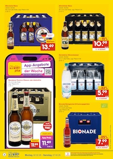 Wasser im Netto Marken-Discount Prospekt "DER ORT, AN DEM DU IMMER AUSGEZEICHNETE PREISE FINDEST." mit 6 Seiten (Regensburg)