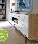 Élément inférieur tv - Möbel Martin à Thionville Élément inférieur tv en promo chez Möbel Martin Thionville à 239,00 €